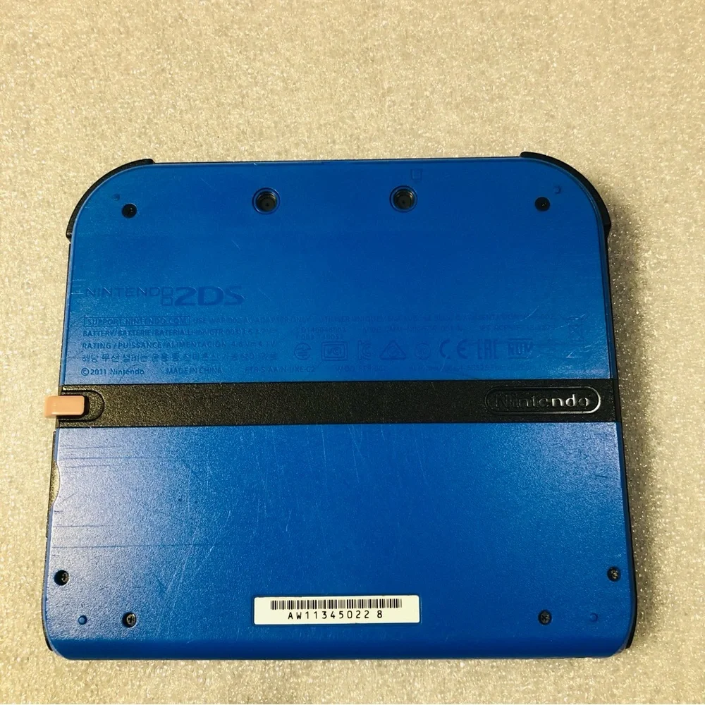 Nintendo 2DS 3DS Handheld System Blue Tested w/ Installed Mario Kart 7 & 8 Games